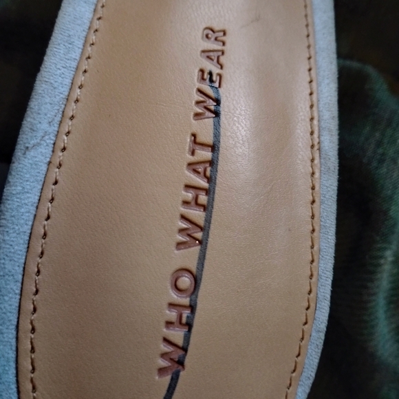 Who What Wear Women's Light Gray Ruffle Sandals - Picture 6 of 6